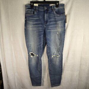 NWT BLANK NYC The Bond Mid Rise Skinny Distressed Jeans Women's Size 31 Blue